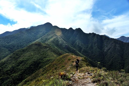 Serra Fina: Onde Fica, Montanhas e Travessia